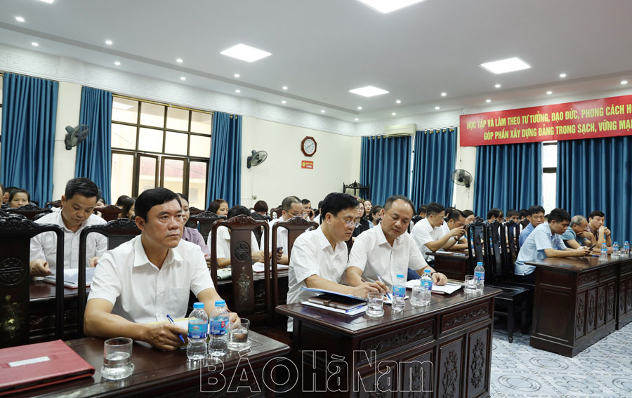 Hội nghị triển khai nhiệm vụ cuối năm tại Hà Nam
