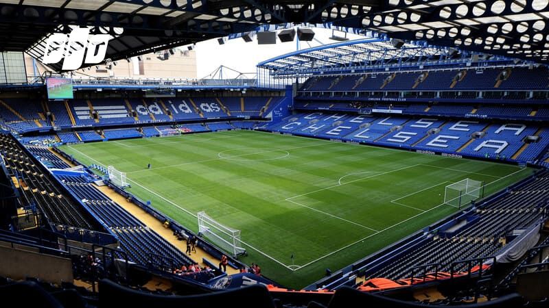 Khu ghế khán giả và sân cỏ Stamford Bridge