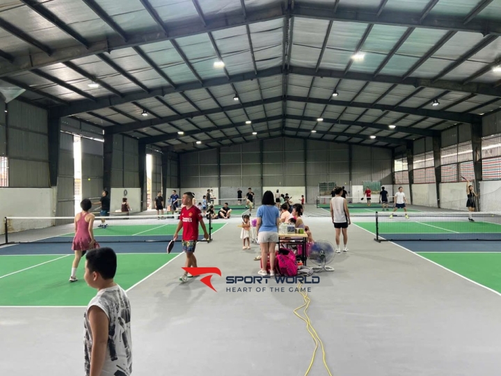 Khu sân pickleball 918 Long Biên