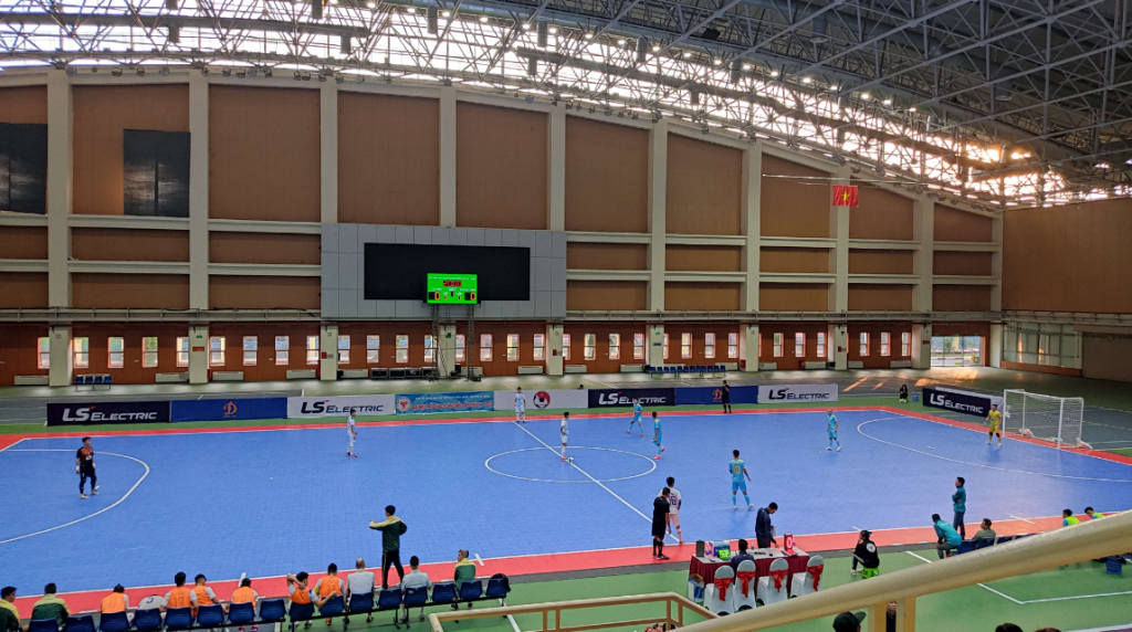 Khu thi đấu điền kinh Mỹ Đình