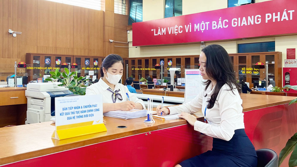 Hỗ trợ dịch vụ bưu chính công ích