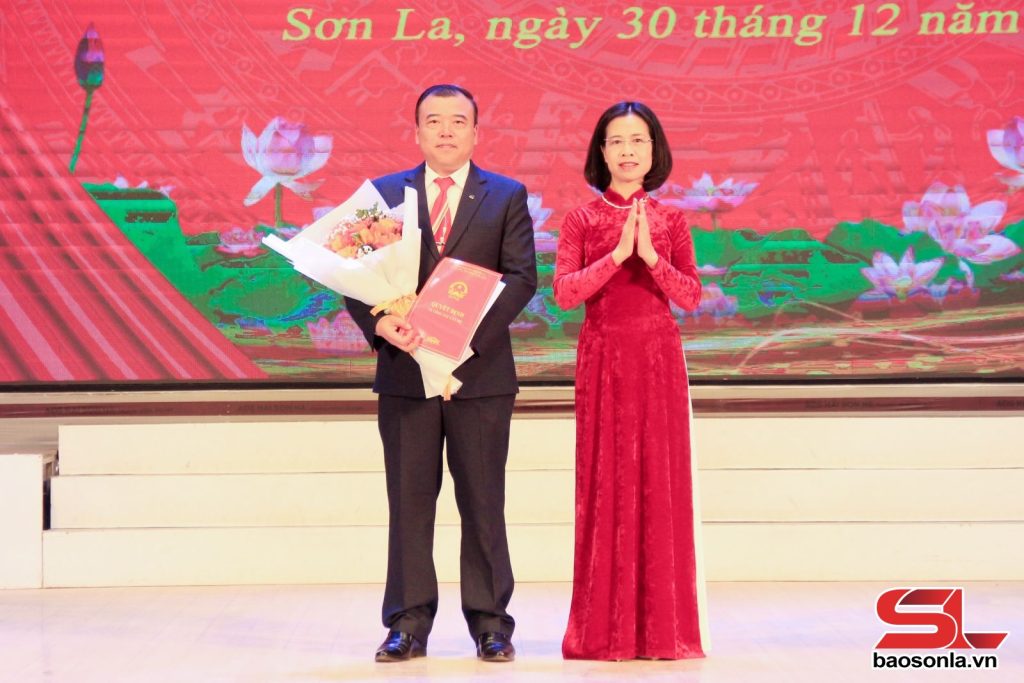 Lễ công bố quyết định thành lập trung tâm