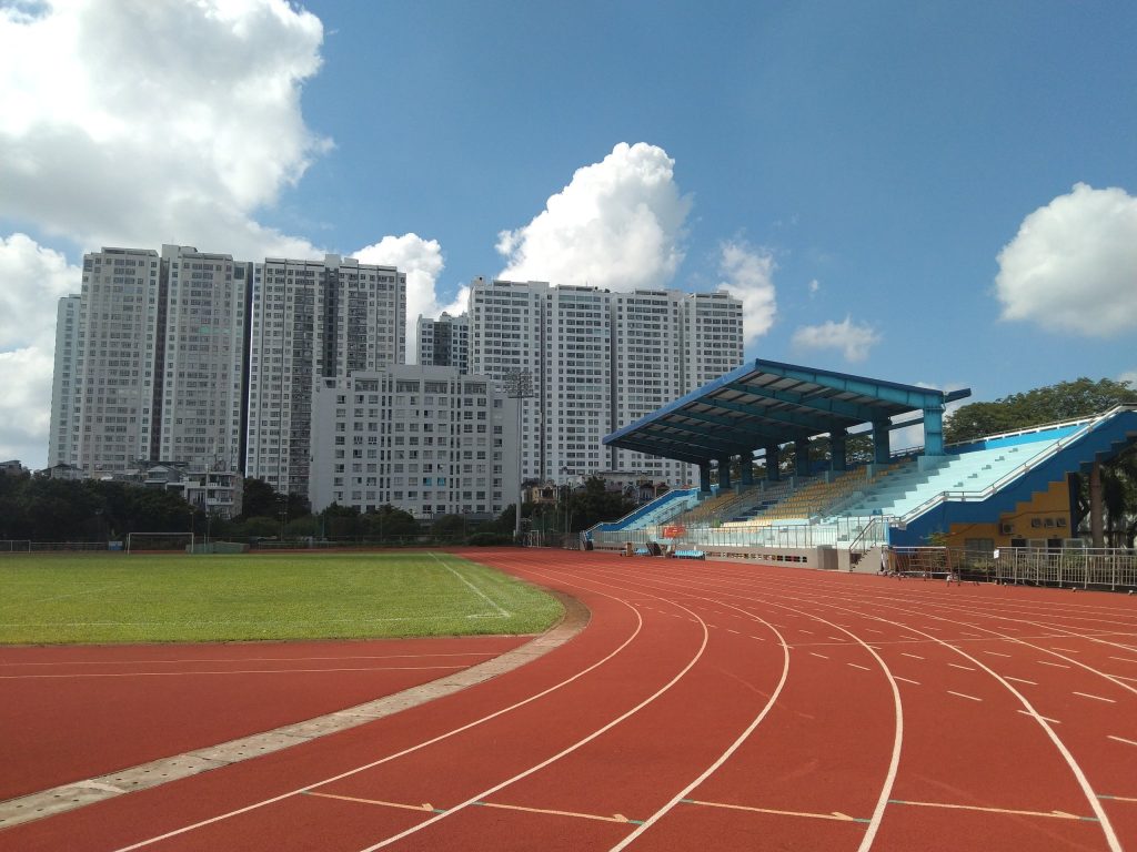 Toàn cảnh bên ngoài Sân Vận Động Quận 8