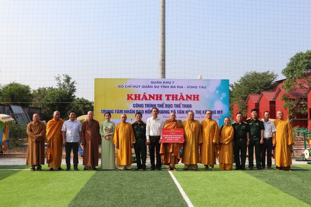 Lễ khánh thành sân tập thể thao ngoài trời