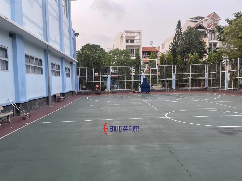 Toàn cảnh sân bóng rổ Bình Tân ngoài trời