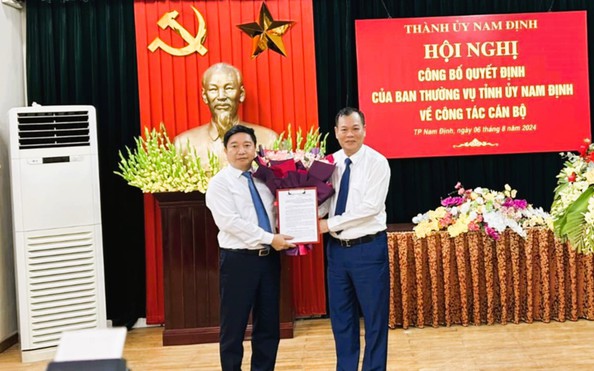 Lãnh đạo sở văn hóa Nam Định tại buổi làm việc
