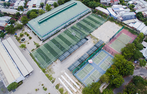 Khu sân vận động Đại học Duy Tân