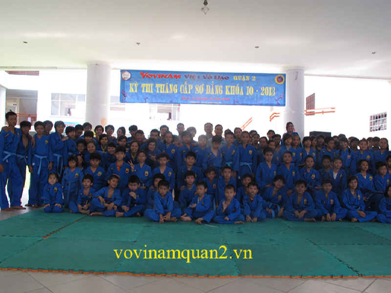 Mặt tiền trung tâm thể dục thể thao Quận 2