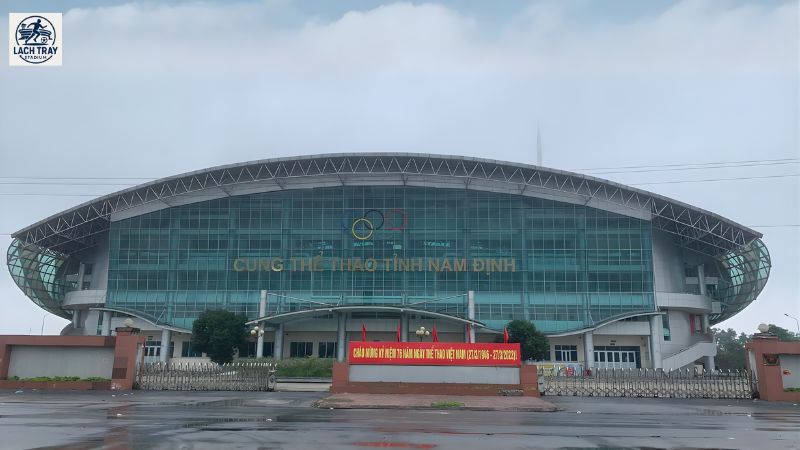 Mặt tiền Cung Thể Thao Nam Định