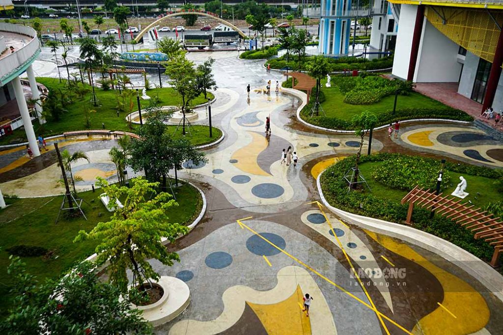 Sảnh bên trong Cung Thiếu nhi Hà Nội