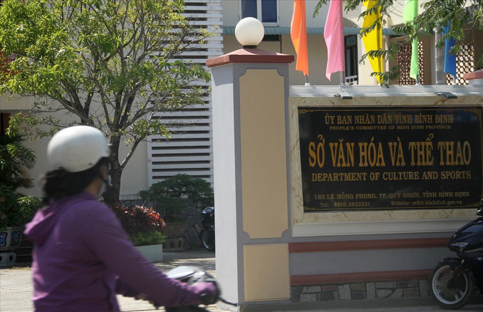 Biển tên Sở Văn hóa Thể thao Bình Định