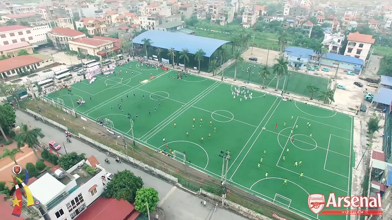 Khung sân vận động Đằng Lâm