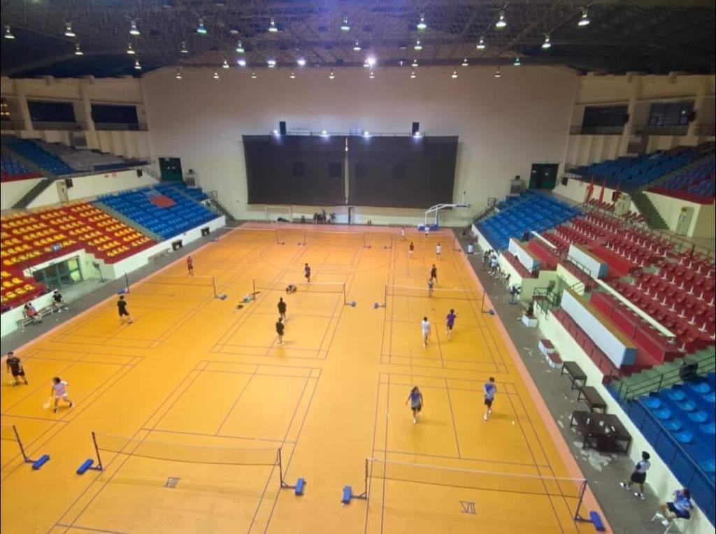Sân cầu lông trong nhà thi đấu Cần Thơ