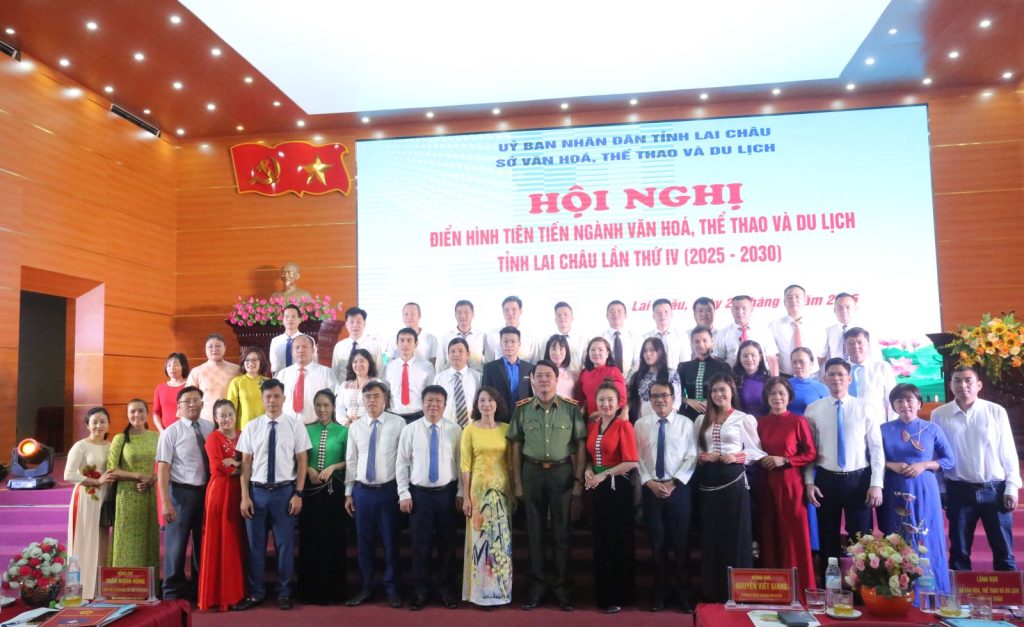Đại biểu tham dự hội nghị của Sở Lai Châu