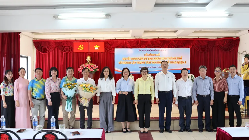 Lễ khánh thành Trung tâm Văn hóa - Thể thao quận 5