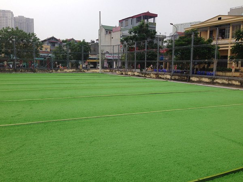 Mảng sân và đường biên
