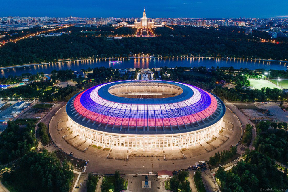 Mặt cỏ sân bóng Luzhniki
