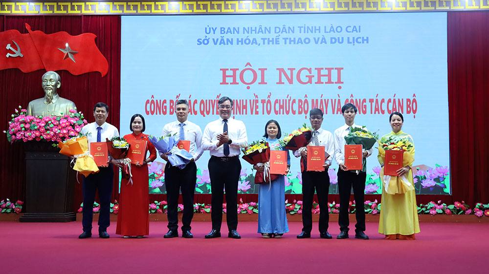 Công bố nhân sự Sở Văn hóa Thể thao và Du lịch Lào Cai