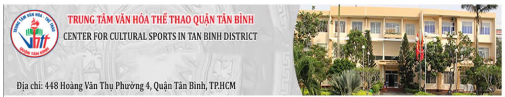 Quầy tiếp tân và bảng thông tin trung tâm