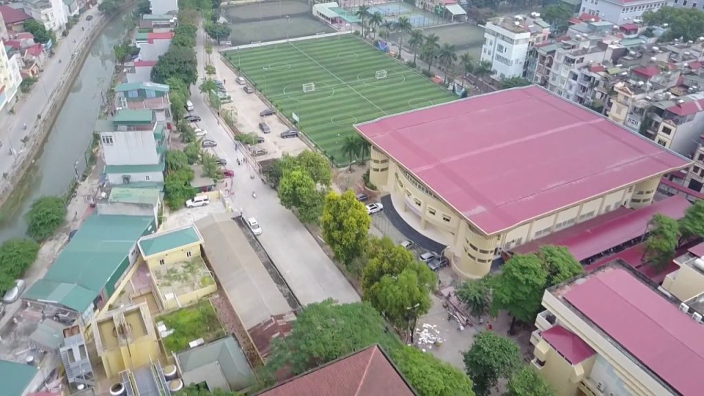 Sân bóng và ký túc xá trường đại học Y