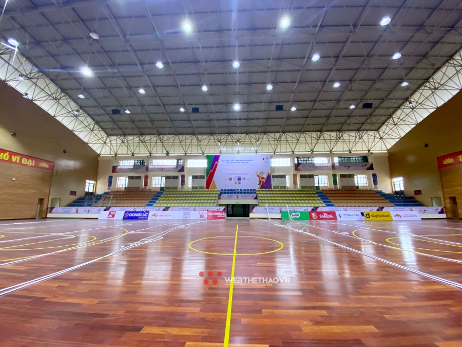 Nhà thi đấu Thanh Trì nhìn từ ngoài