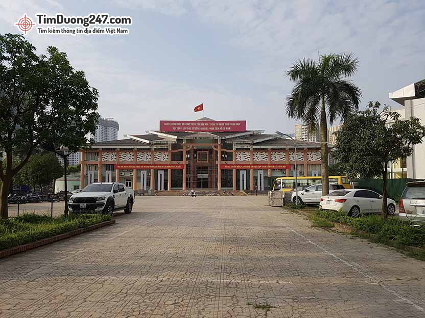 Lối vào Nhà Thi Đấu Thanh Xuân