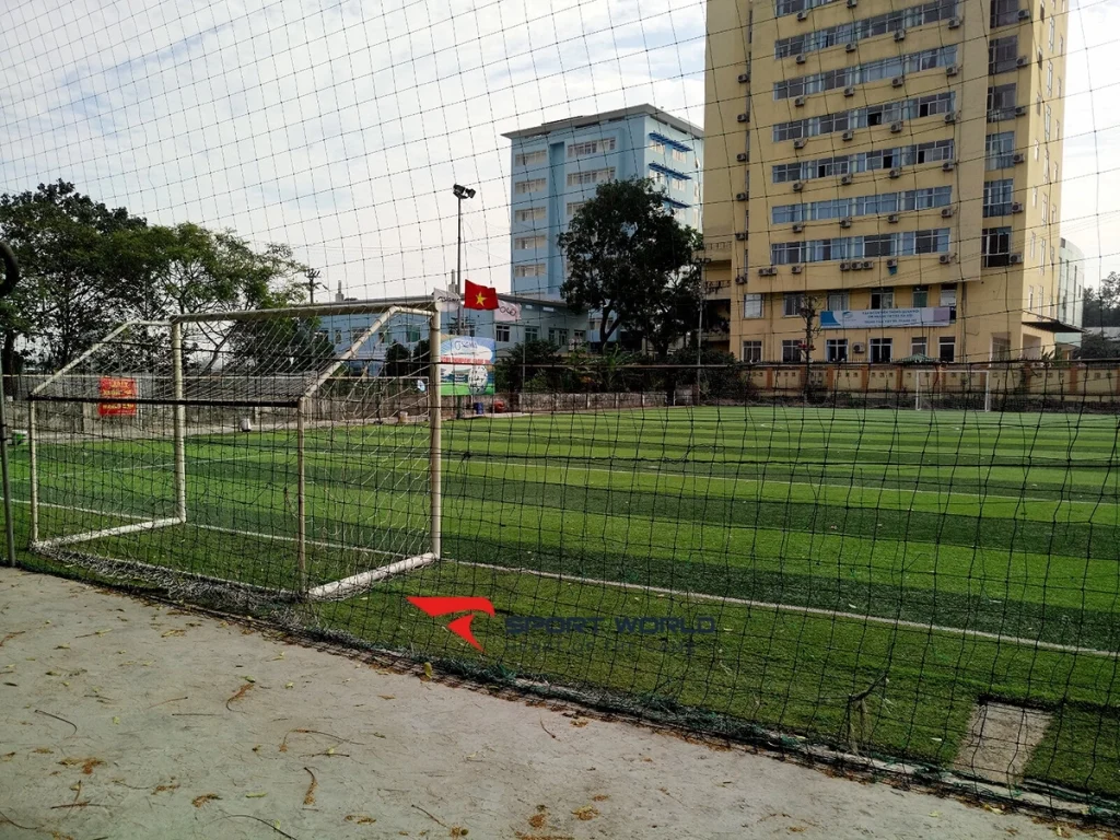 Sân bóng đá Bằng B tại Hoàng Liệt