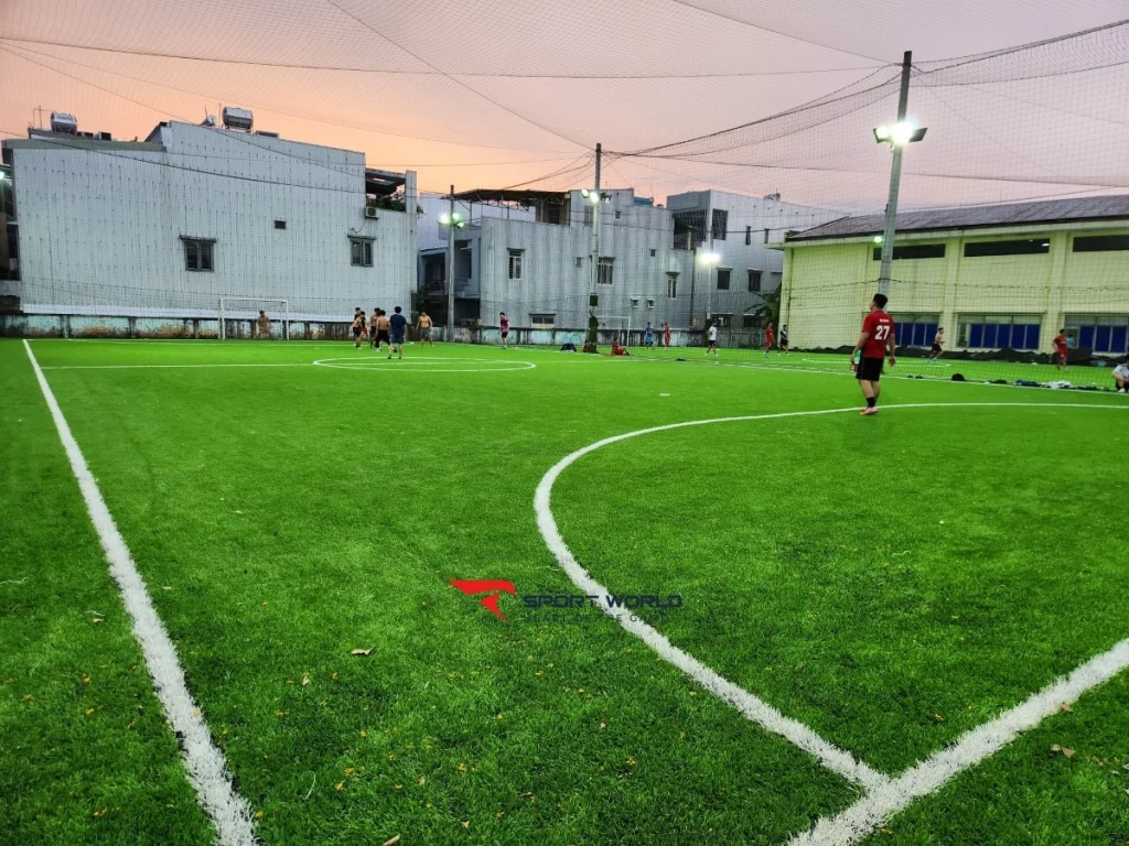 Toàn cảnh sân bóng An Phúc 2