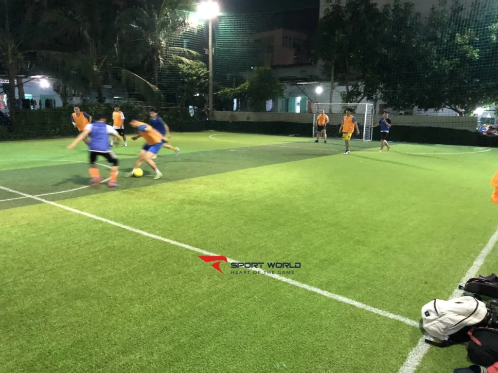 Mặt sân bóng mini Hiệp Phát