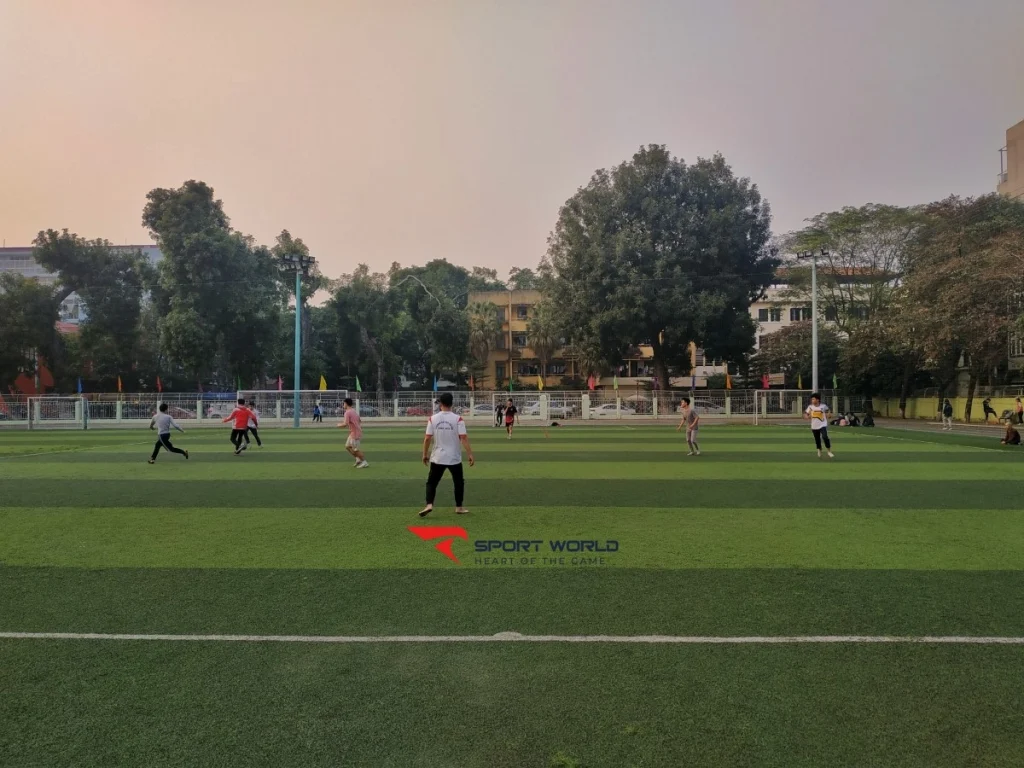 Toàn cảnh sân bóng Đại học Hà Nội