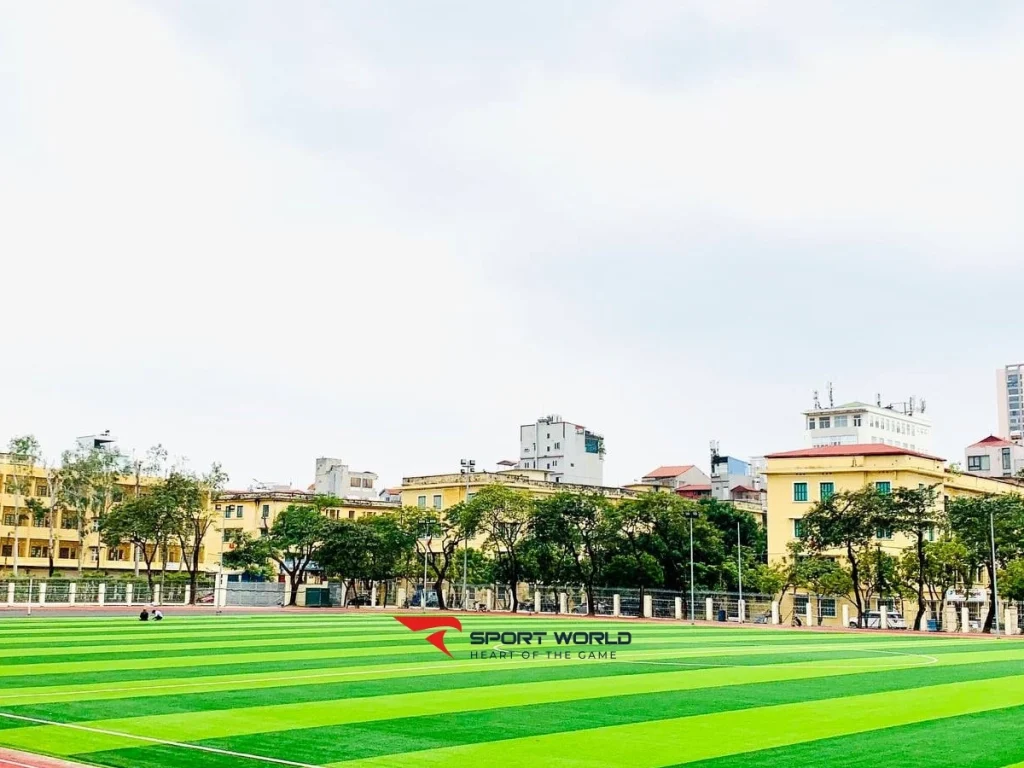 Khu liên hợp thể thao HNUE nhìn từ ngoài