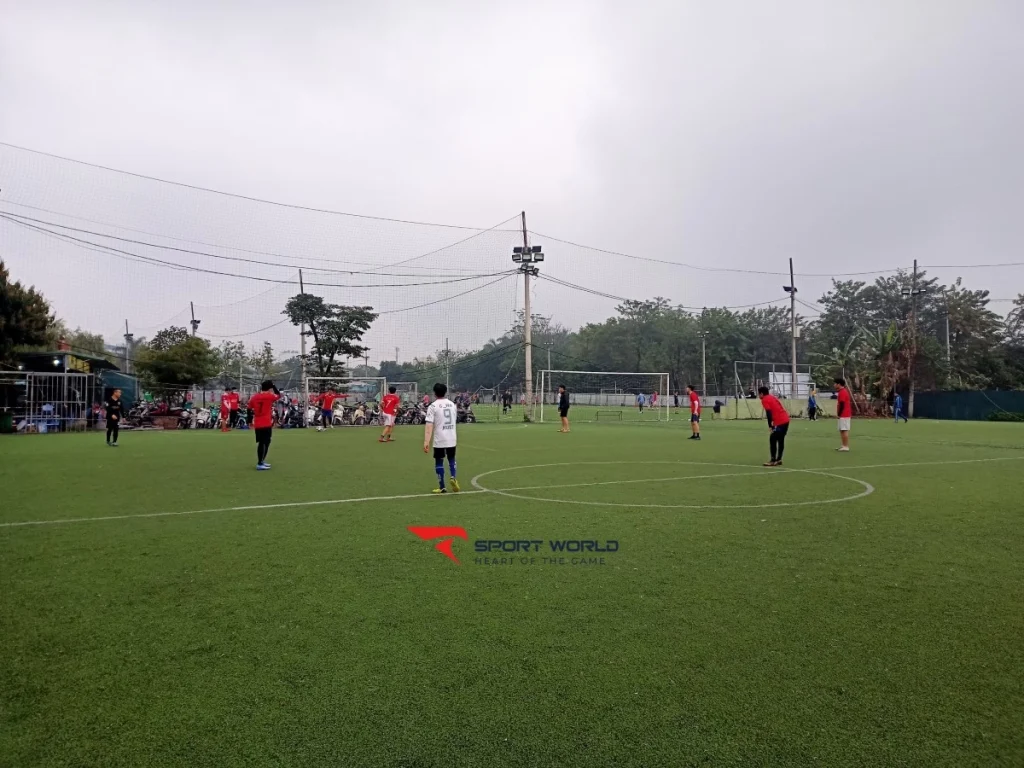 Toàn cảnh sân Đầm Hồng 2