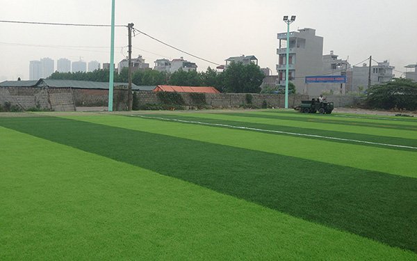 Sân bóng Minh Kiệt tại Dương Nội