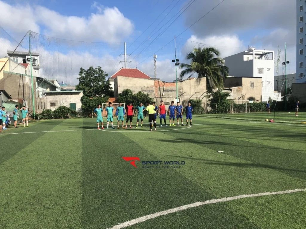 Toàn cảnh sân bóng Gò Dưa