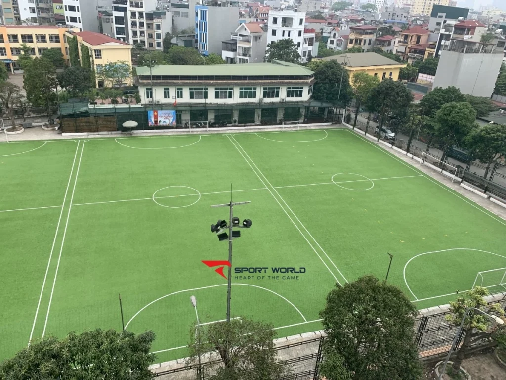 Sân Hà Trì ở Hà Đông