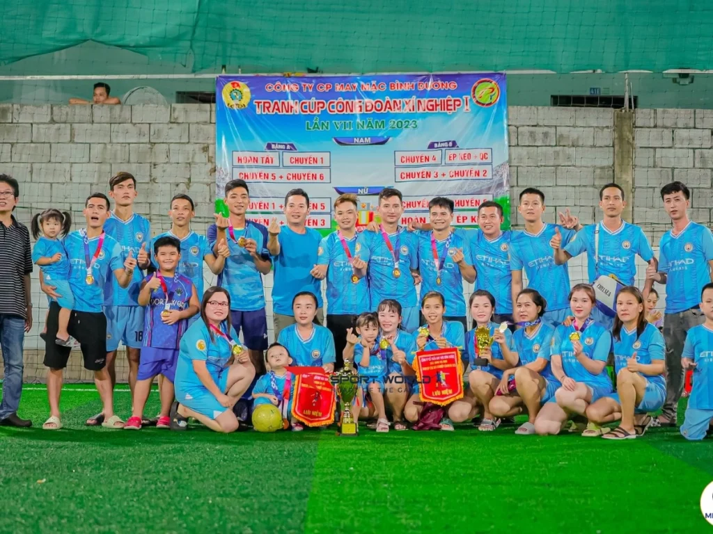 Khu vực thi đấu sân Nhật Huy