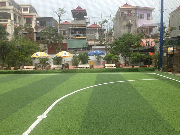 Sân bóng Phương Nam ở Phủ Lỗ