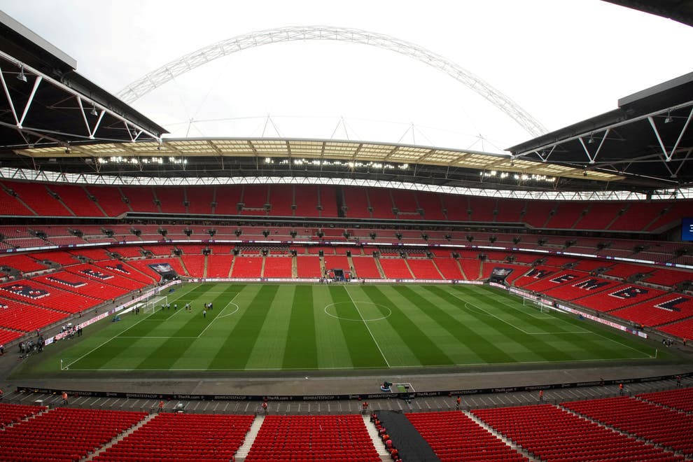Khán đài phục vụ 65.000 khán giả tại Wembley