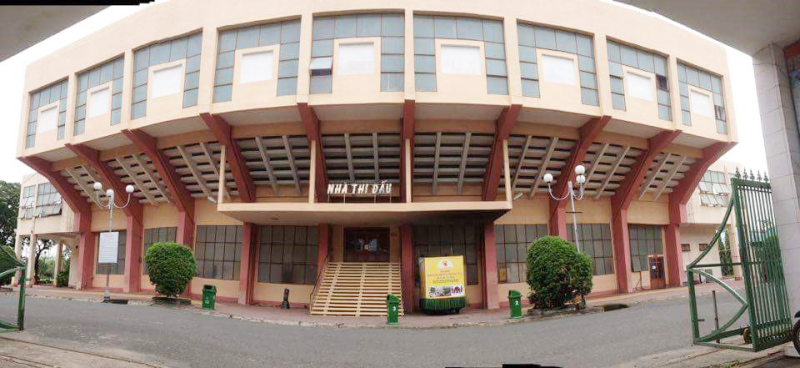 Mặt tiền Nhà Thi đấu Tân Bình