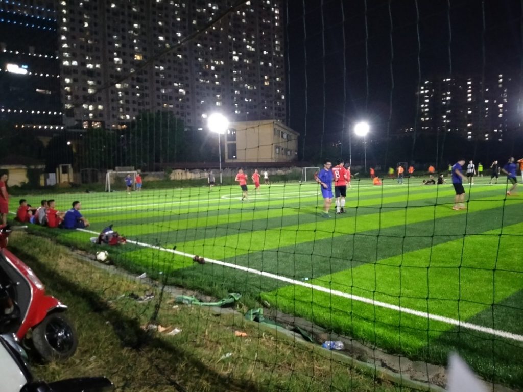 Lối vào sân Hải Đăng ở Tố Hữu