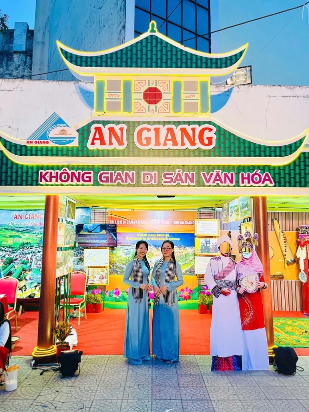 Gian trưng bày du lịch và di sản An Giang